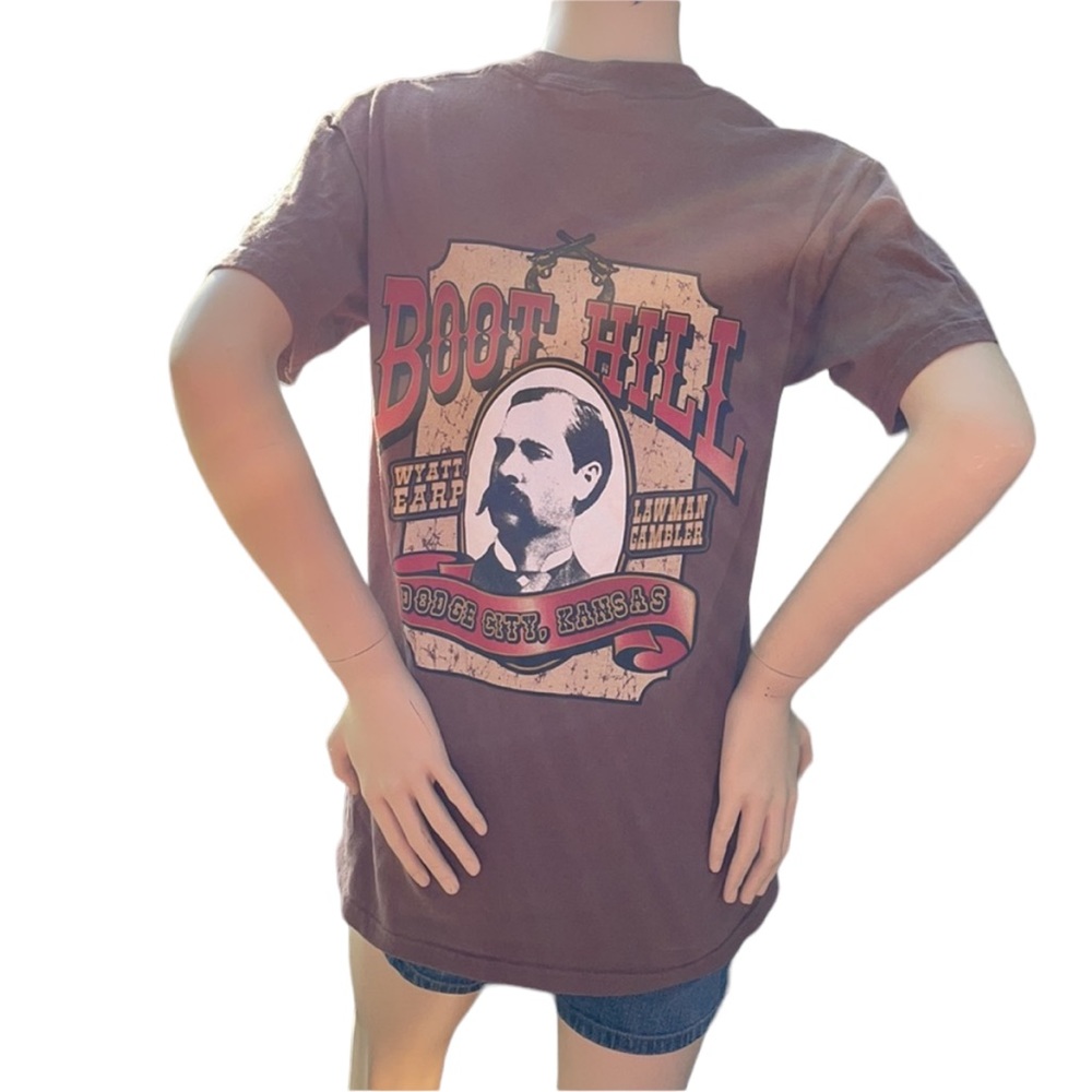 Gilda n Wyatt Earp Brown Boot Hill Unisex Tee size Small Dodge City Kansas